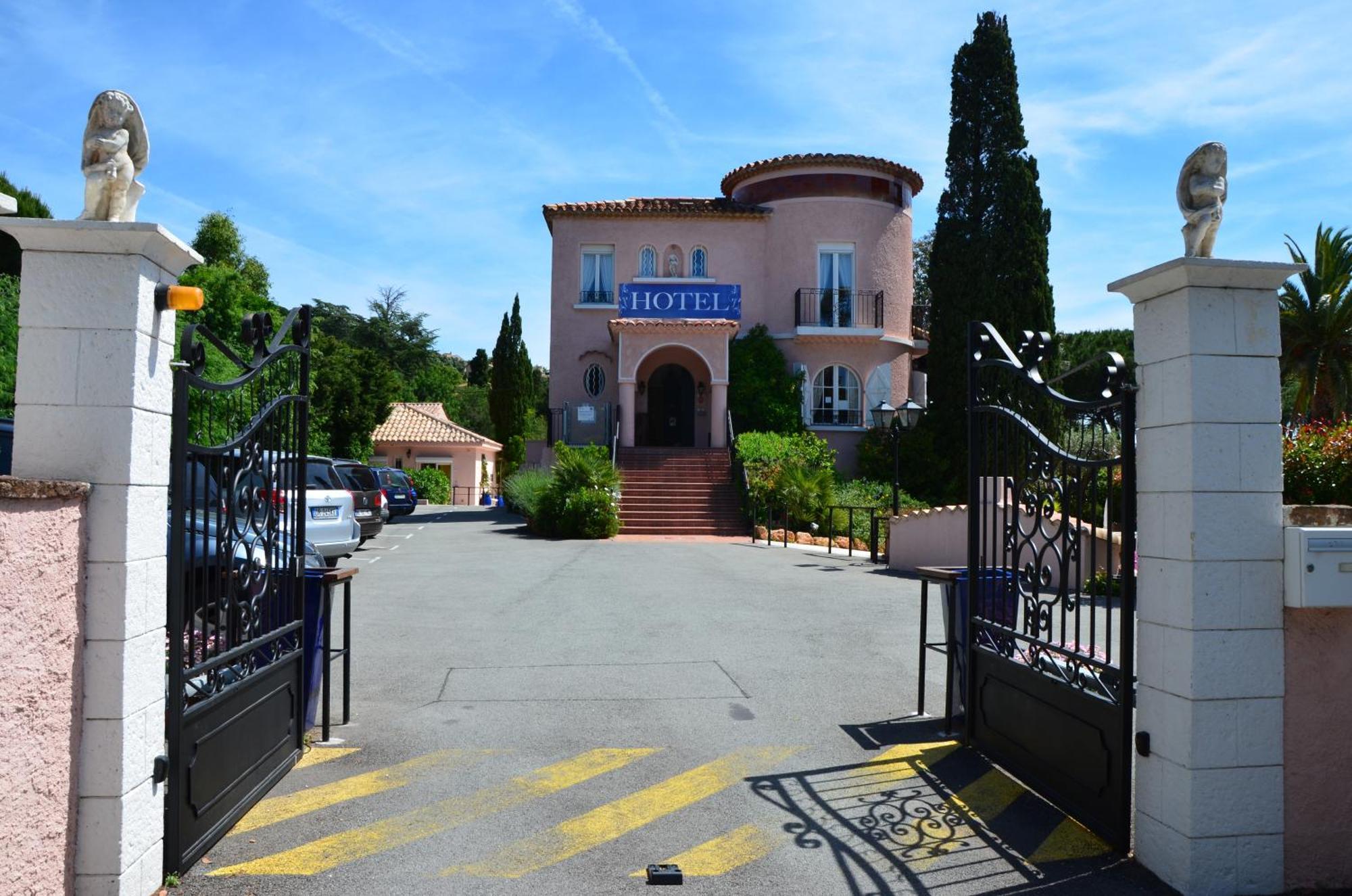 Hotel Villa Des Anges กรีโมด์ ภายนอก รูปภาพ