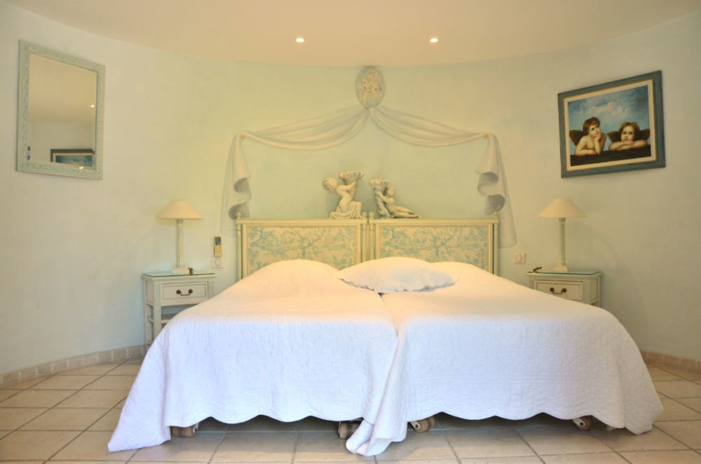 Hotel Villa Des Anges กรีโมด์ ภายนอก รูปภาพ